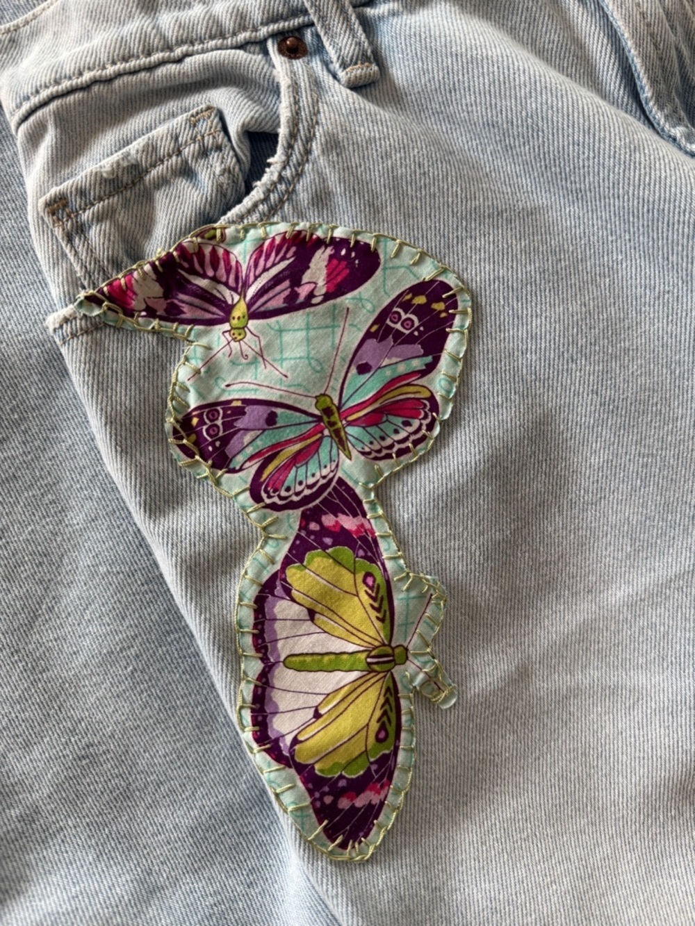 Reworked denim skirt with patchwork Butterflies - Picture 13 of 14